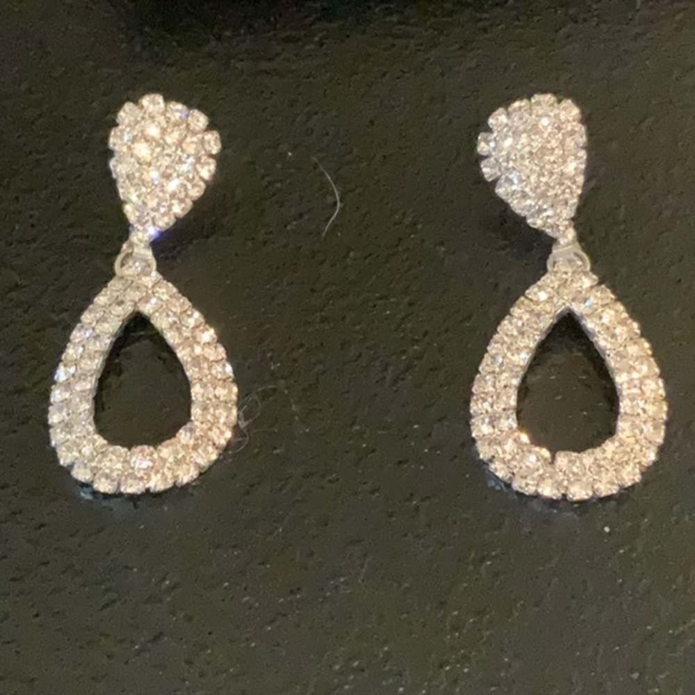 Beautiful CZ teardrop earrings mounted in silver.